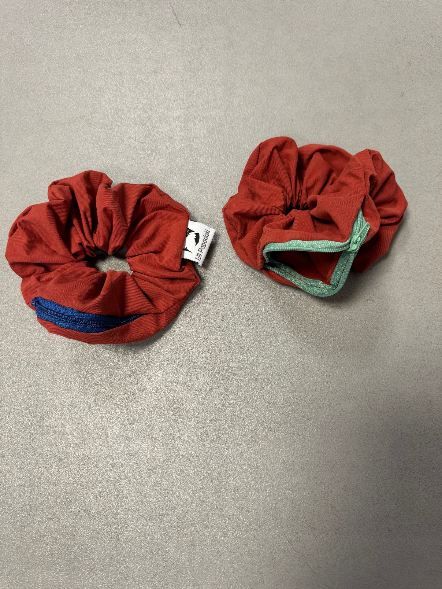 Scrunchie-Zipper Spicy pumpkin