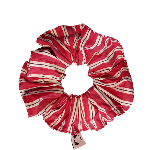 Scrunchie with red+white stripes