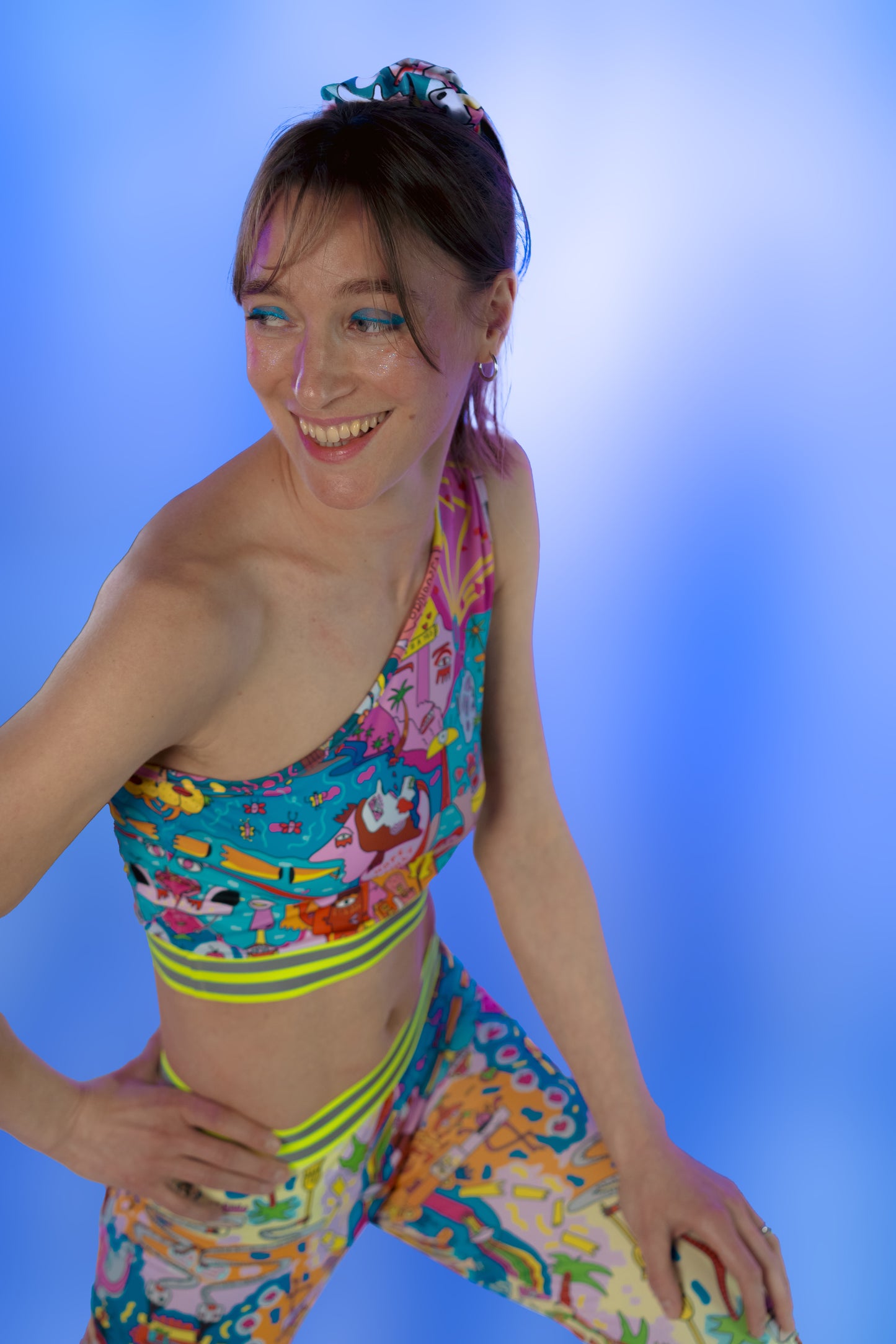 IN//DEVIDE- One-Shoulder top