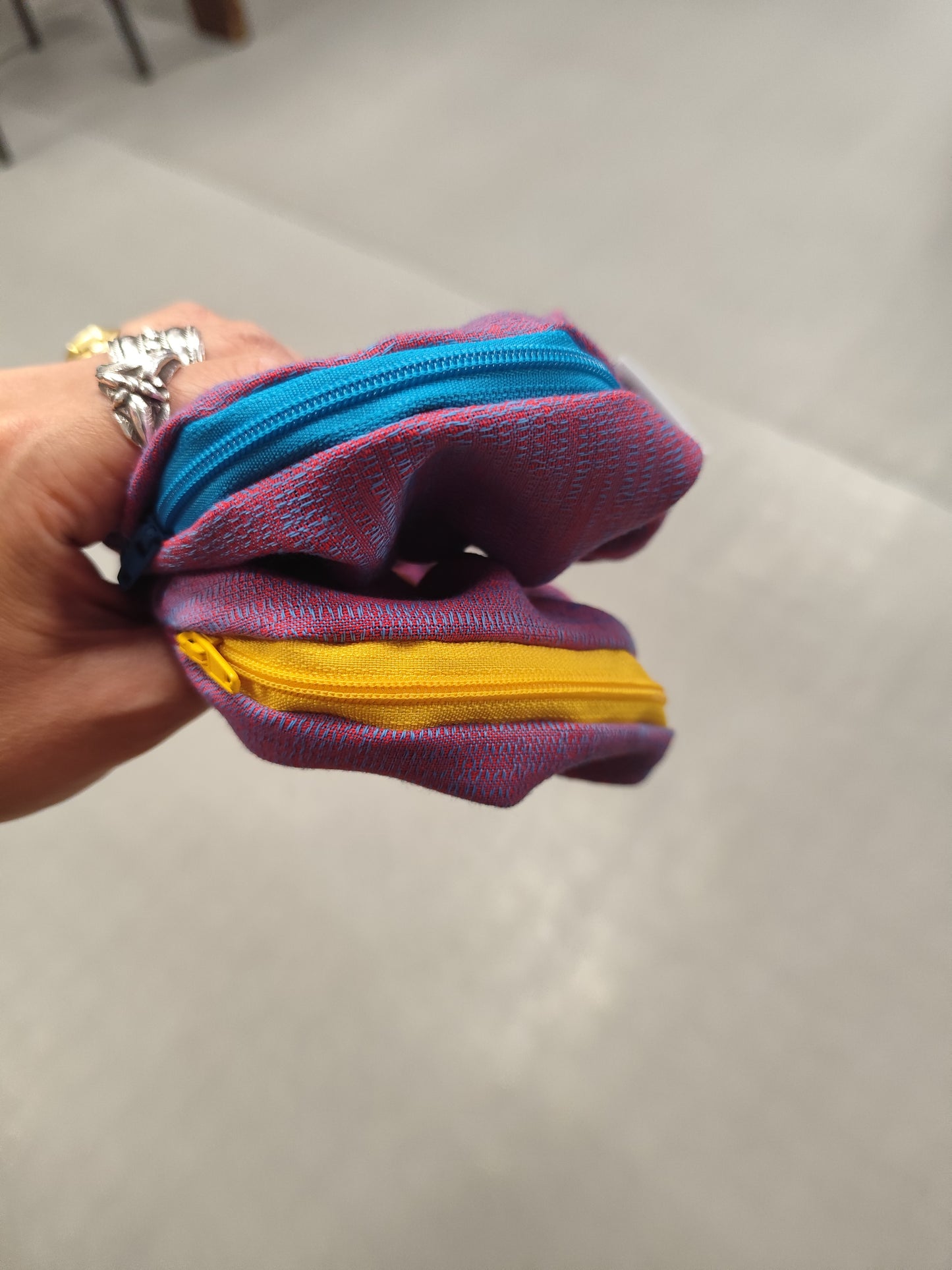 Scrunchie-Zipper Purple/Blue