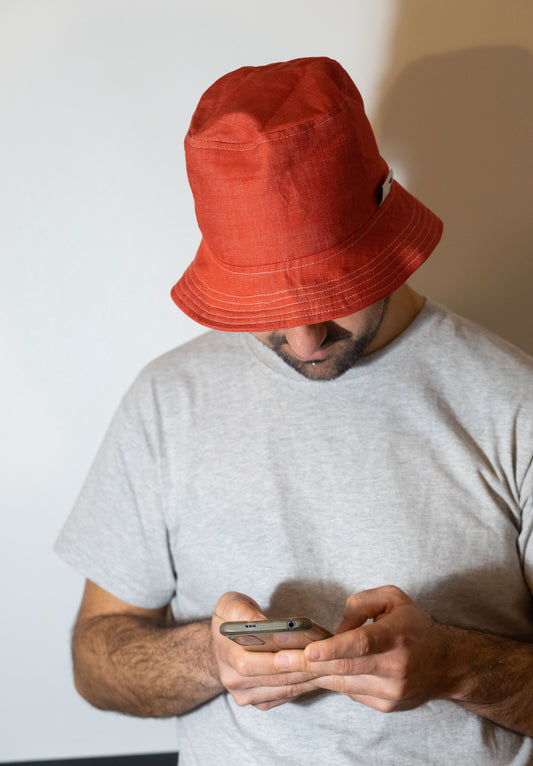 Bucket hat - Red denim