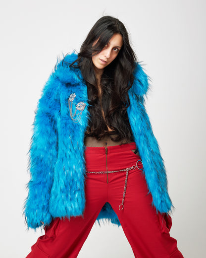 Faux-fur neon blue