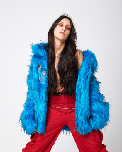 Faux-fur neon blue