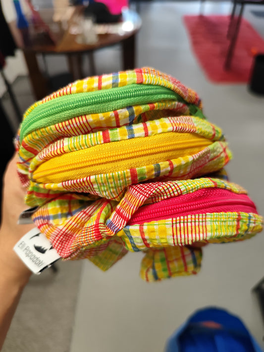 Scrunchie-Zipper Plaid