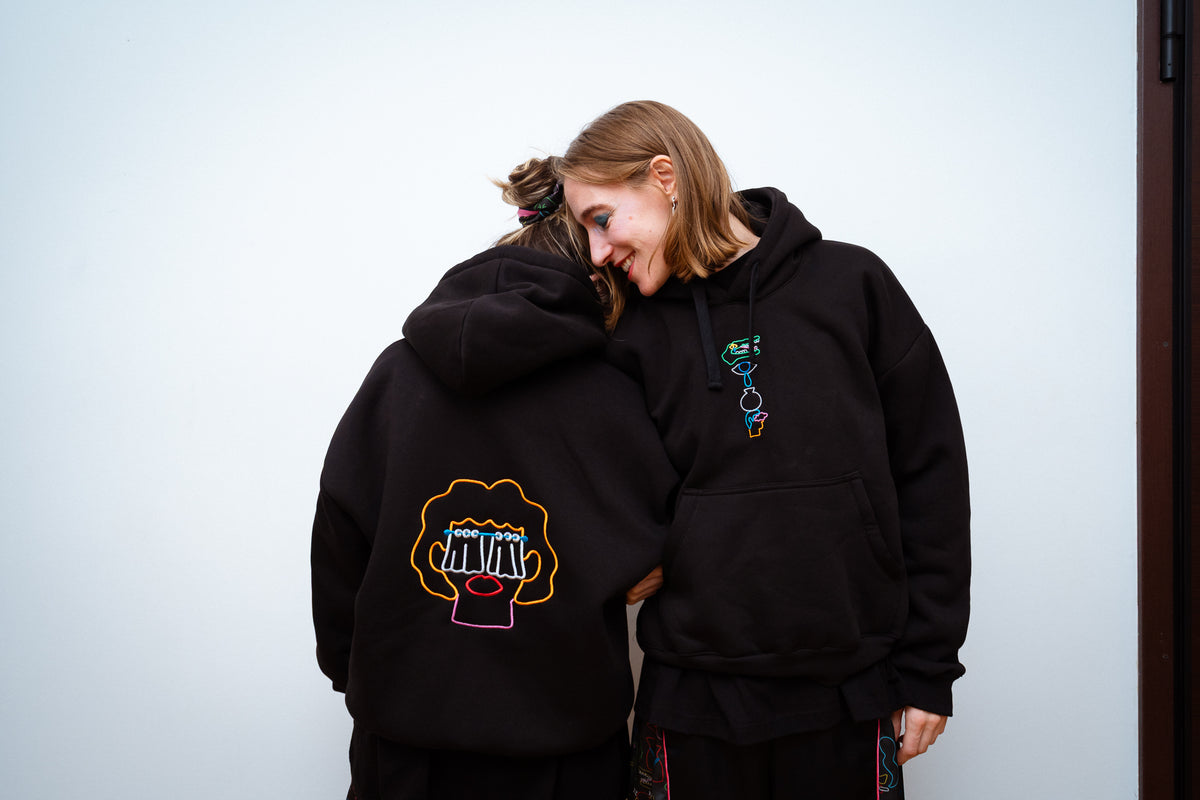 ΤΥΦΛΗ ΚΥΡΙΑ Hoodie