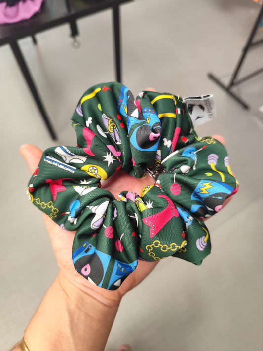 Scrunchie NO REGRETS (BEFORE)