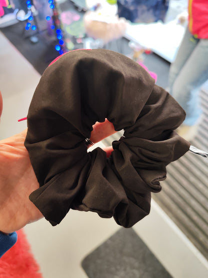 Scrunchie-Zipper Monochromatic