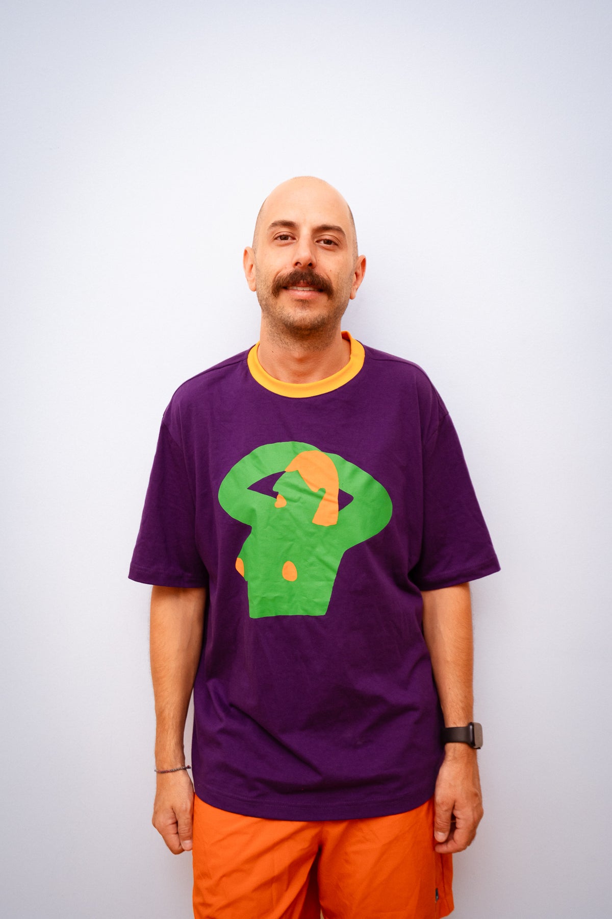 ΚΥΡΙΑ in purple