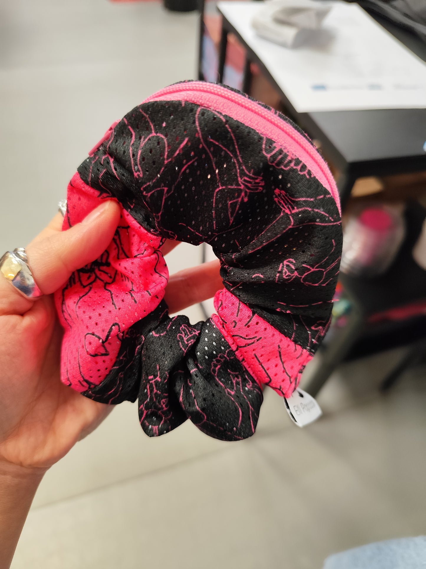 Scrunchie-Zipper BOLD Agape