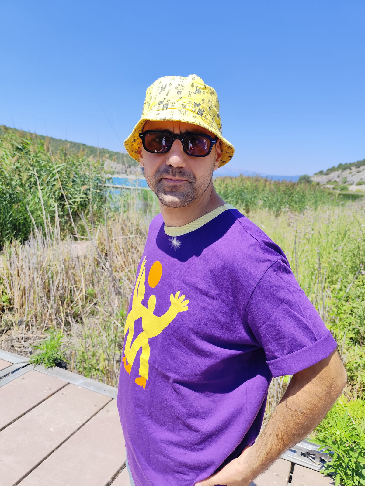 ΑΝΘΡΩΠΑΚΙΑ in purple