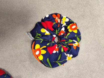 Scrunchie-Zipper Flowers