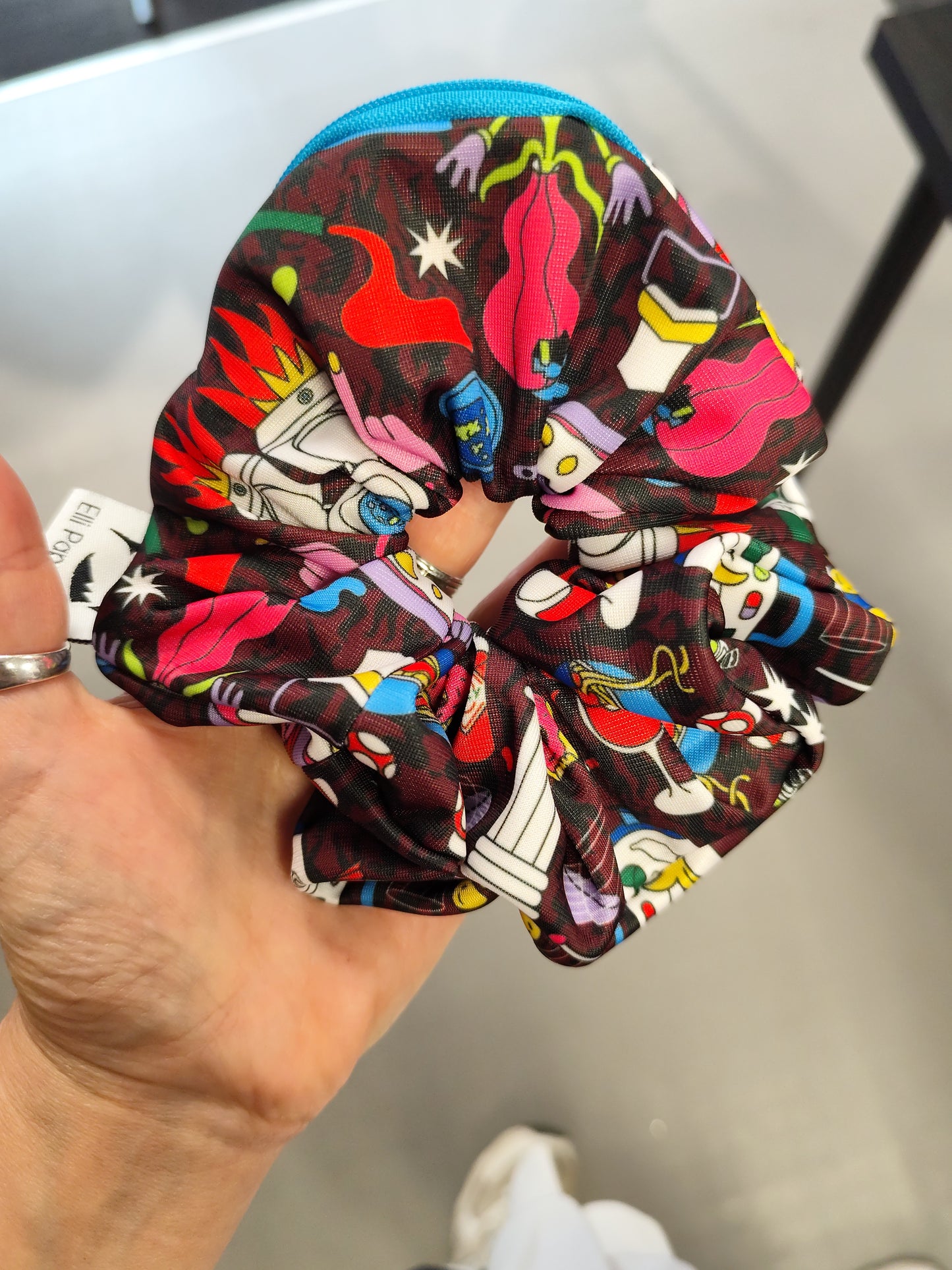 Scrunchie-Zipper AFTER / NO REGRETS