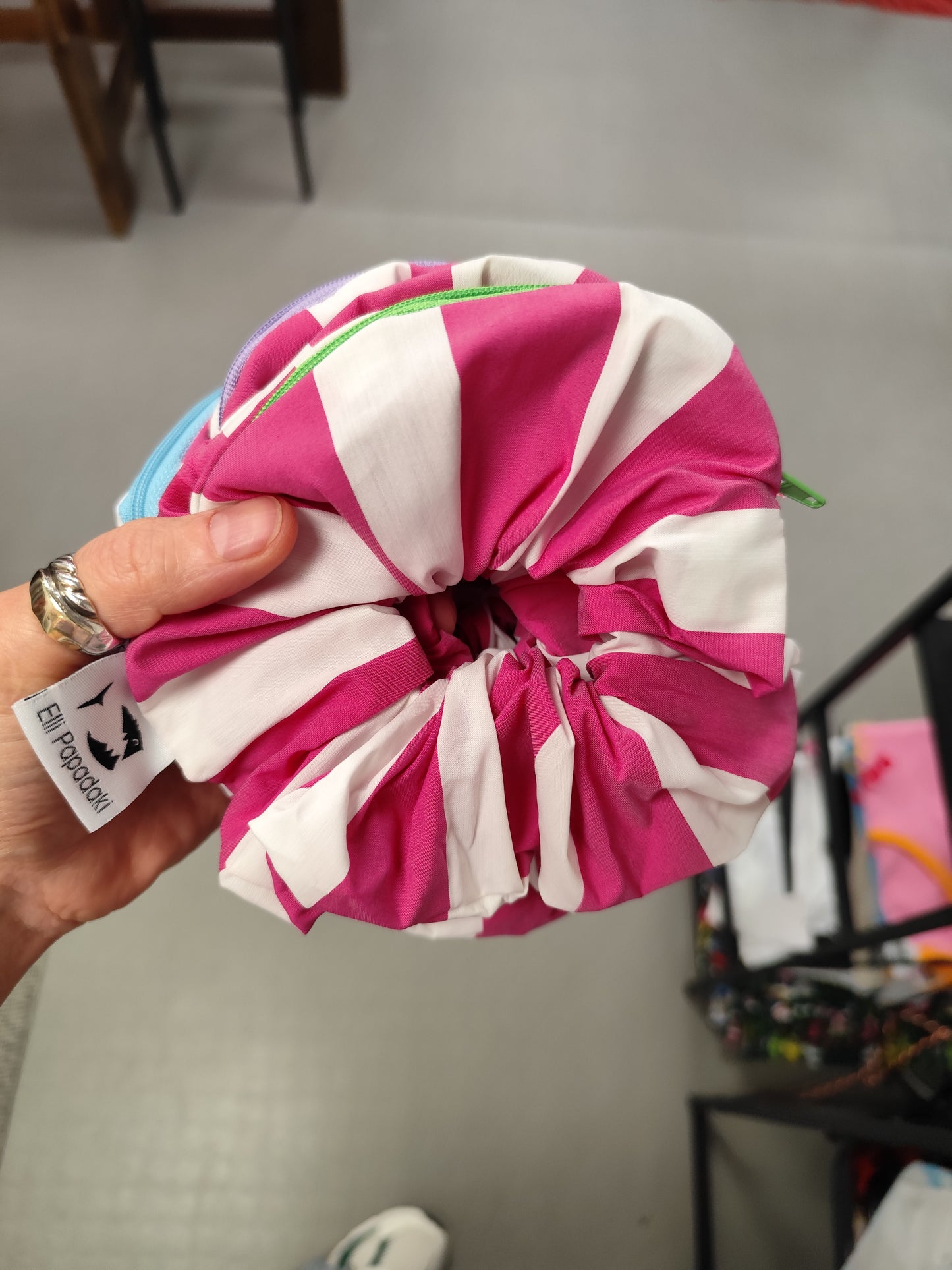 Scrunchie-Zipper With stripes