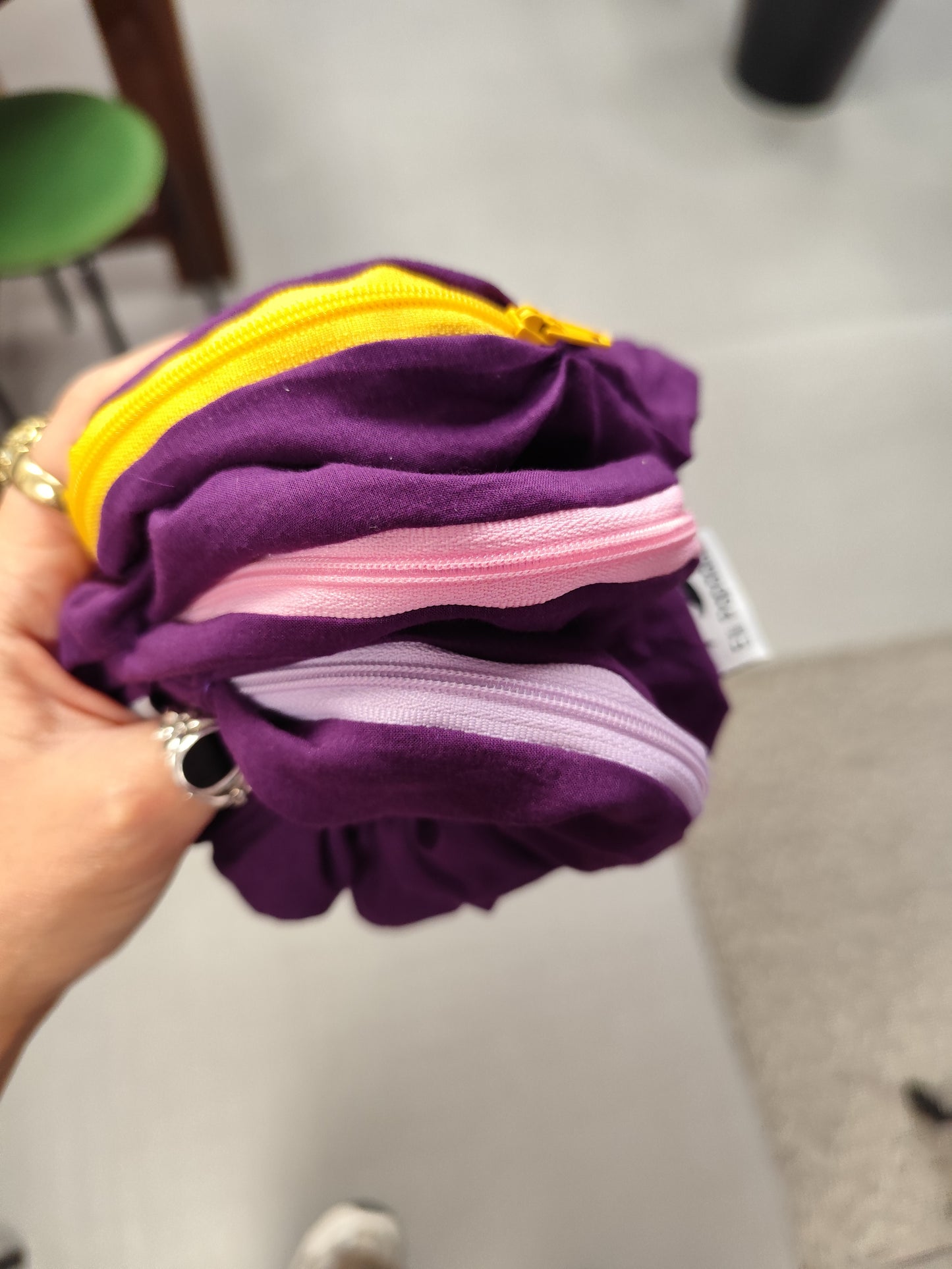 Scrunchie-Zipper Purple