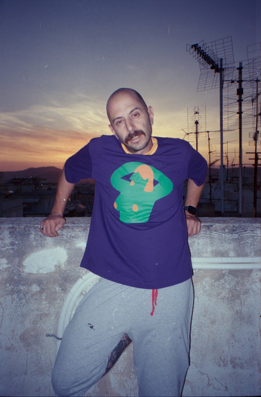 ΚΥΡΙΑ in purple